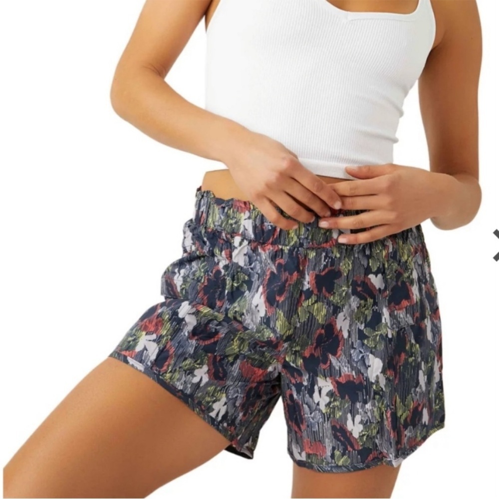 Free People Movement In The Wild Printed Treck Shorts Supernova Combo Size Small